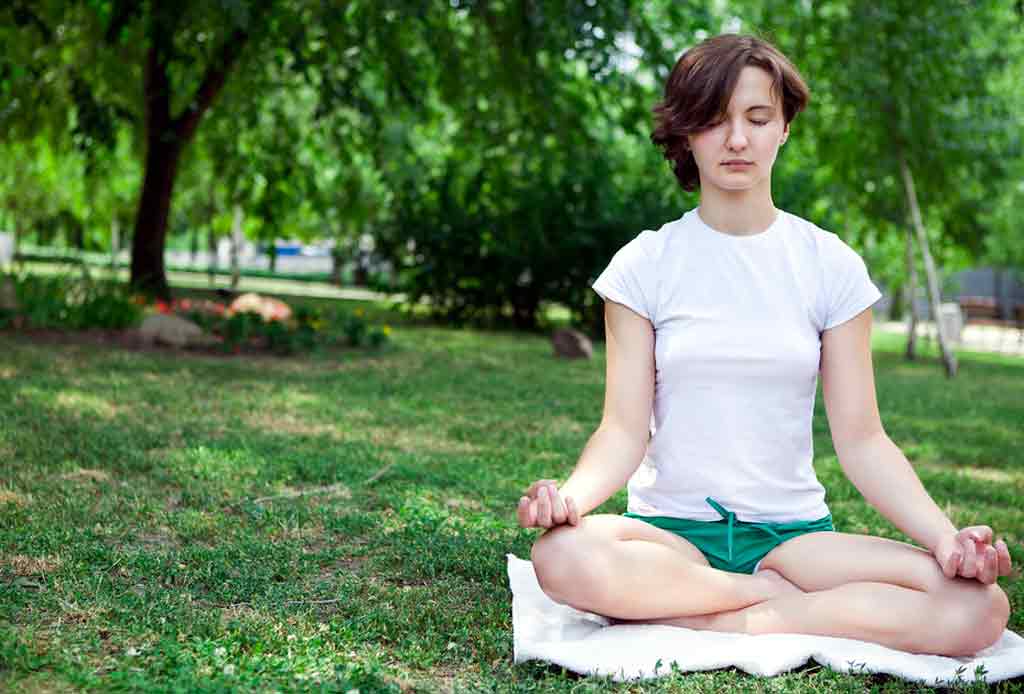 Manfaat meditasi untuk kesehatan fisik dan mental
