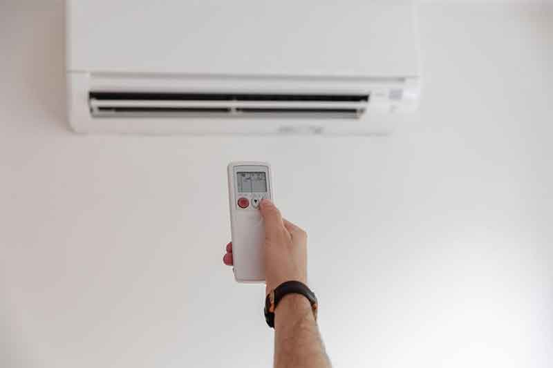 tanda AC harus di-service